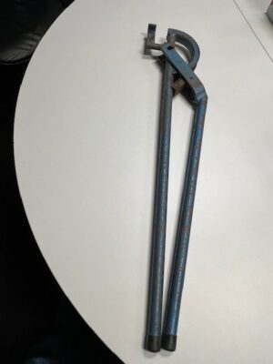 304.04.09.01 Buigijzer 22mm